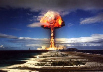 Соединенные Штаты могут пойти на применение ядерного оружия ради попытки избежать поражения на Украине в год выборов, предположил экс-аналитик ЦРУ Рэй Макговерн