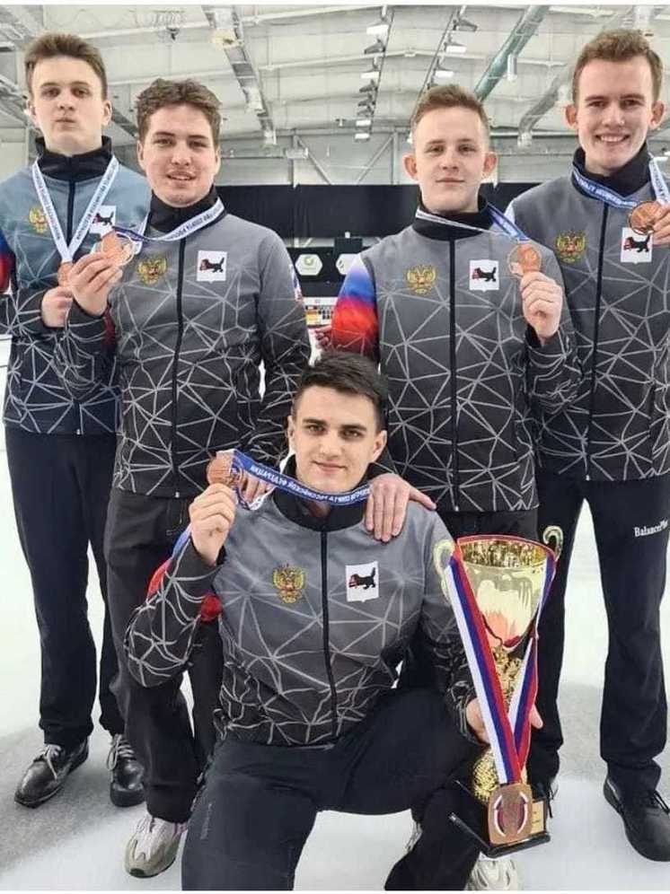 Иркутские керлингисты завоевали бронзу на чемпионате России