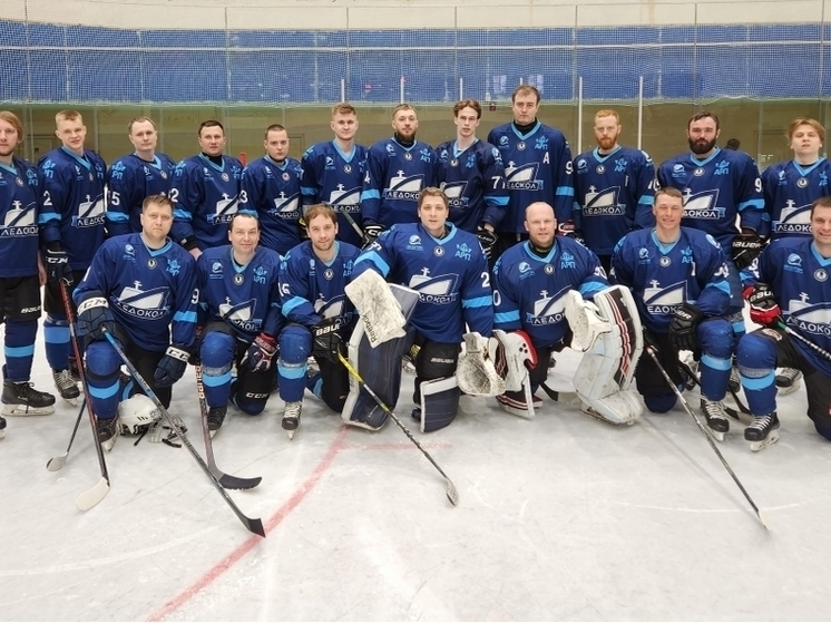 Чемпионом Поморья по хоккею с шайбой стала команда «Ледокол»