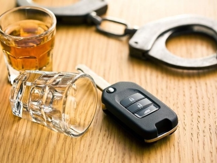 В Новом Уренгое лишенный прав за пьяную езду парень снова сел нетрезвым за руль