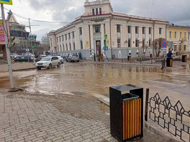 В центре Улан-Удэ произошла коммунальная авария в системе канализации