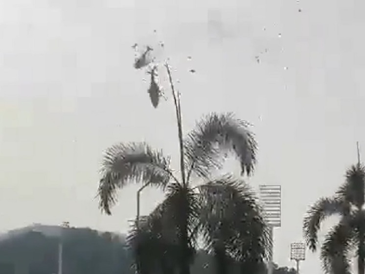 BBC: десять человек погибли в столкновении двух вертолетов в Малайзии