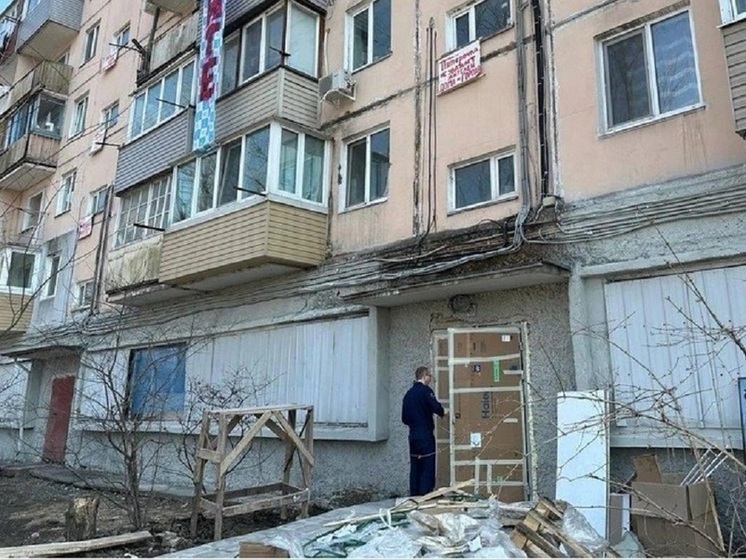 «Реми» vs. «Пятерочка»: ситуация с треснувшим домом развивается во Владивостоке