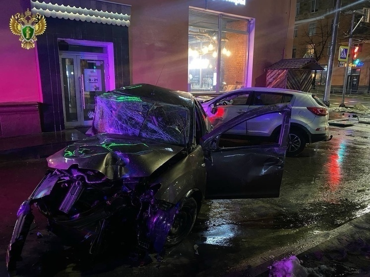Пьяный водитель на угнанном авто совершил смертельное ДТП в центре Петрозаводска