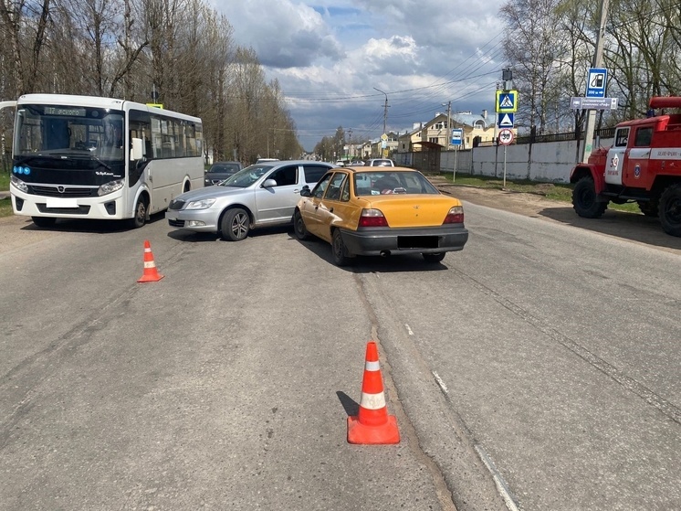 Пассажир пострадал по вине водителя в ДТП в Тверской области