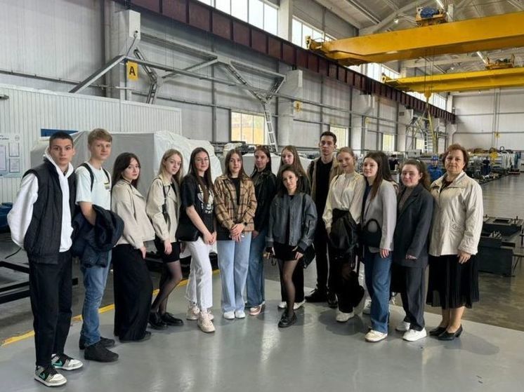 Пензенские студенты посетили станкостроительное предприятие
