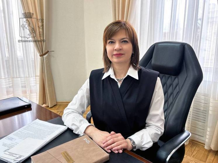 Ещё одна омская чиновница пополнила команду мэра Томска Махини