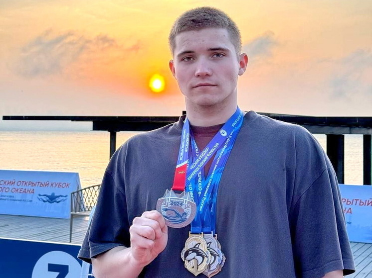 Ямальский спортсмен взял награды кубка России по зимнему плаванию