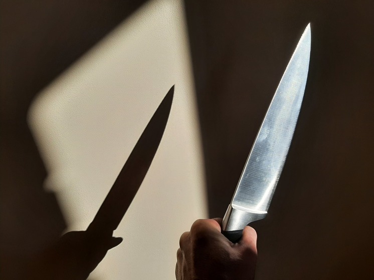 Саратовец всадил нож в живот приятелю и получил девять лет неволи