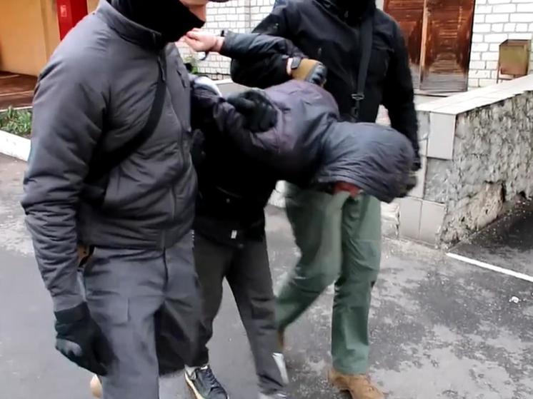 Появилось видео задержания подозреваемого в подготовке теракта в Брянске