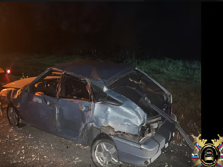 В Новокубанском районе в результате опрокидывания автомобиля погиб водитель отечественной легковушки