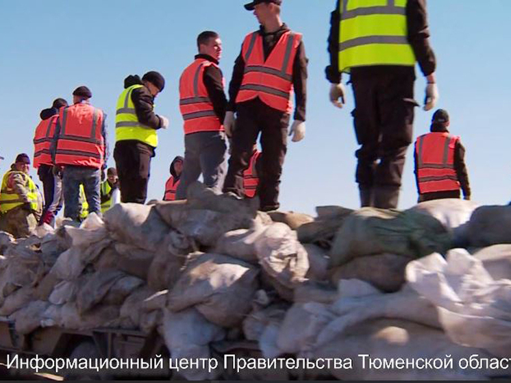 В Тюменской области заканчивают противопаводковые работы на федеральной трассе «Тюмень – Омск»