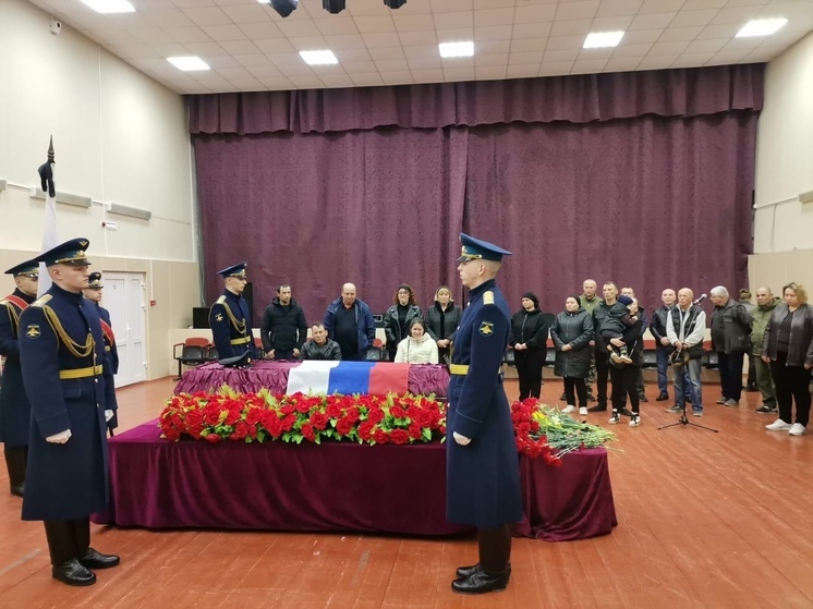 В Тверской области похоронили погибшего на СВО штурмовика Сергея Петросяна