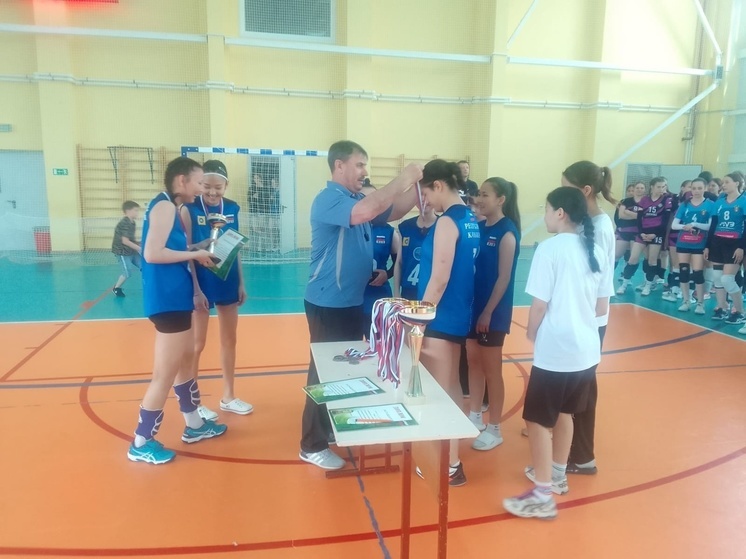 Волейболистки из Калмыкии стали призерами турнира в соседнем регионе