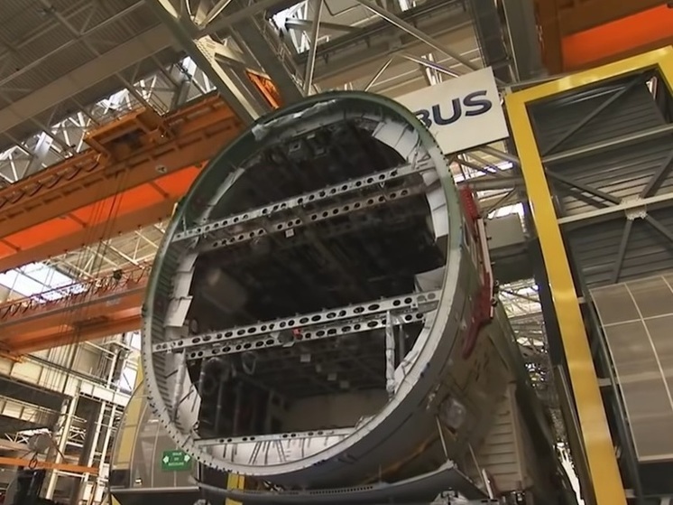 Reuters: власти Канады разрешили Airbus использовать российский титан в производстве