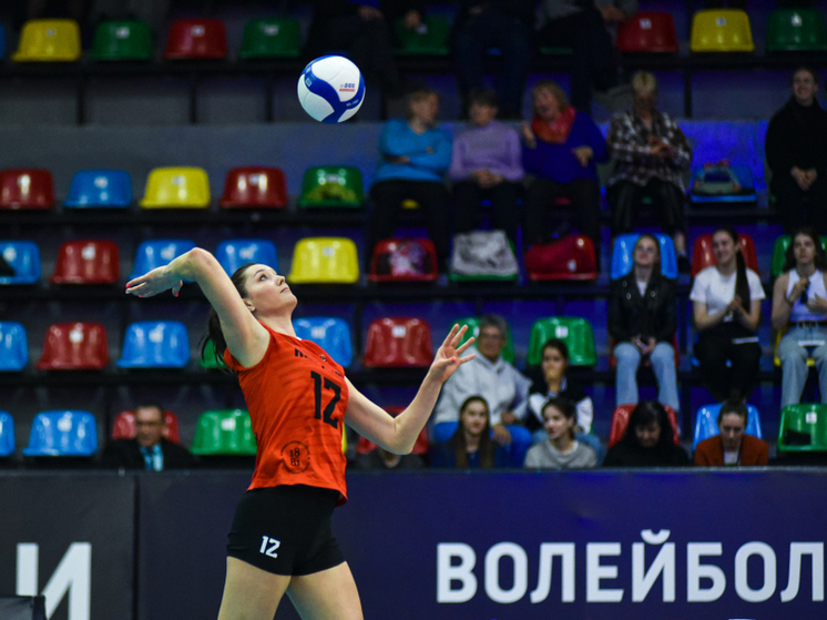 Хабаровские волейболистки начали с победы финальные матчи чемпионата России