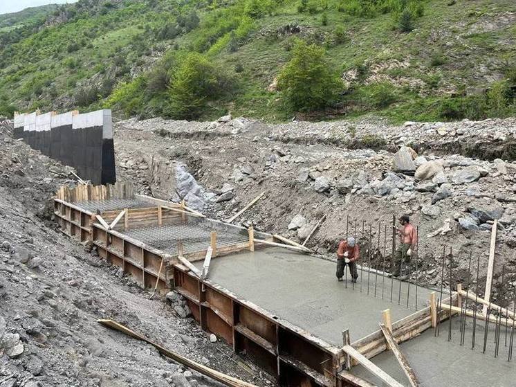 В Северной Осетии восстанавливают дорогу от Алагирского в Дигорское ущелье