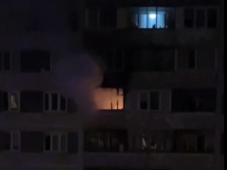 Ночью в Химках загорелась квартира многоэтажного дома