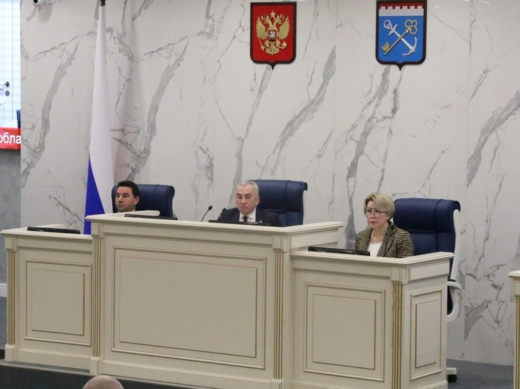 Депутаты Заксобрания Ленобласти проводят 47-е заседание