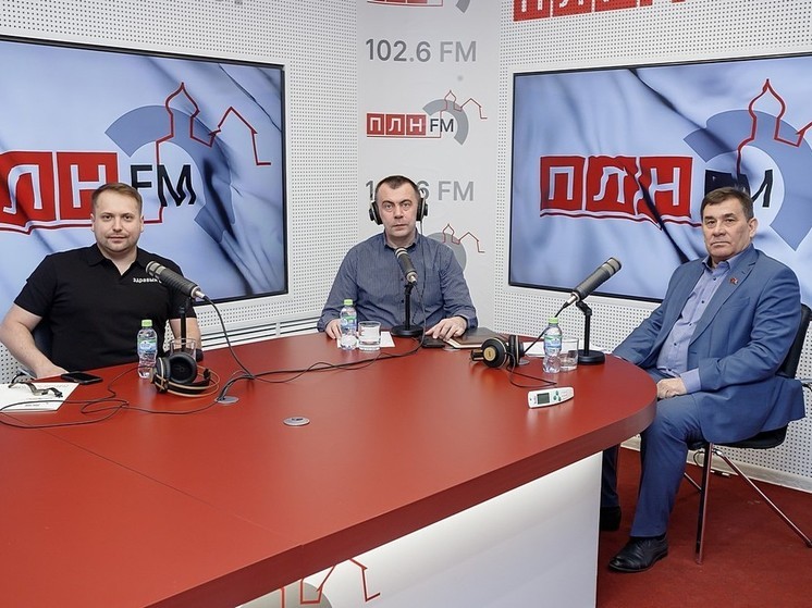 Правильно ли содержать памятник Ленину в Пскове на деньги налогоплательщиков, обсудили на ПЛН FM