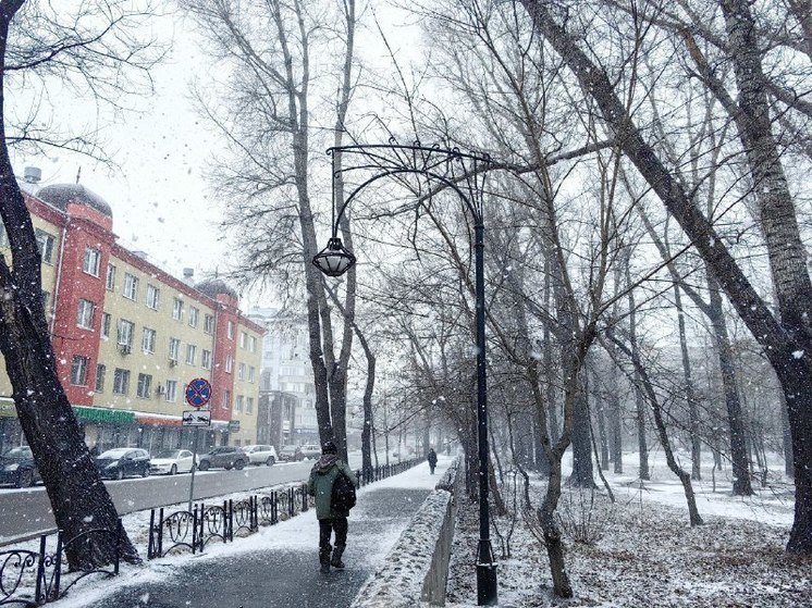 Синоптики обещают переменную облачность и небольшой снег в Хакасии