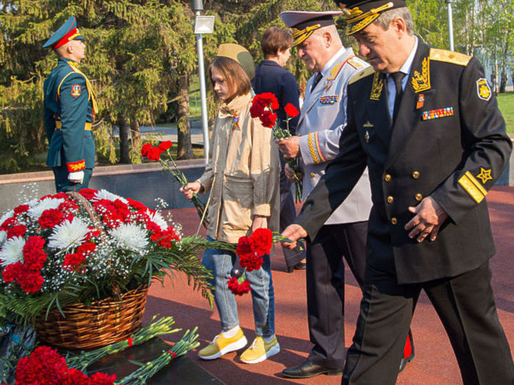 Увековечение памяти защитников Родины обсудили в Барнауле