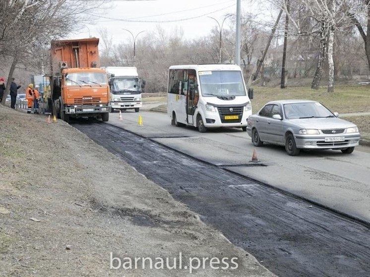 В Барнауле стартовал сезон ремонта дорог