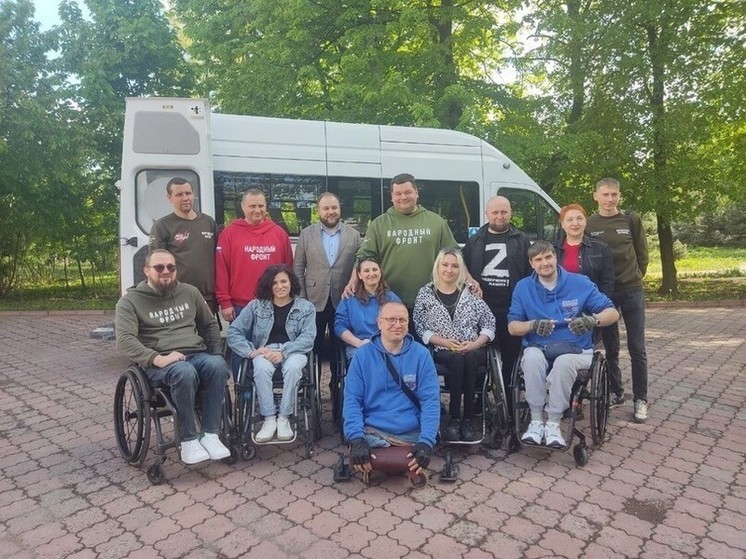 Социальное такси для инвалидов-калясочников появилось в ДНР
