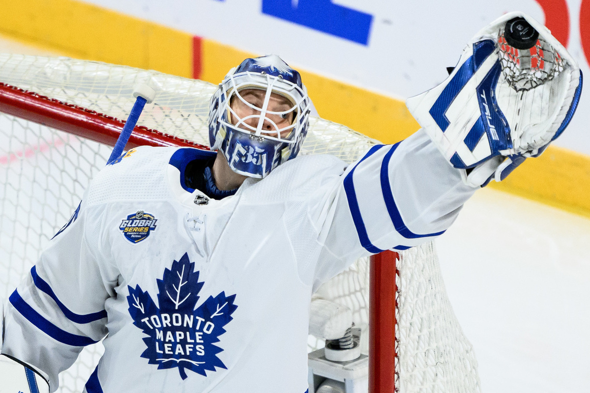 30 сейвов Самсонова не помогли «Торонто» обыграть «Бостон»