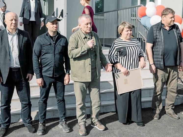 Гендиректор "Единого заказчика" проинспектировал ход строительных работ в Мариуполе