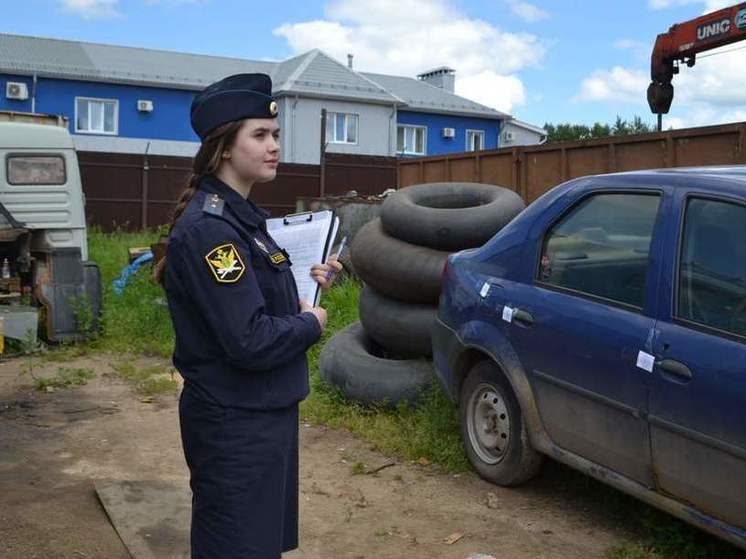 Нерадивый папаша-костромич выплатил алименты, чтобы не лишиться автомобиля