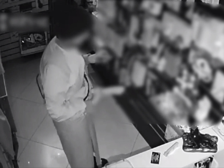 В Голицыно 34-летняя дама ограбила секс-шоп