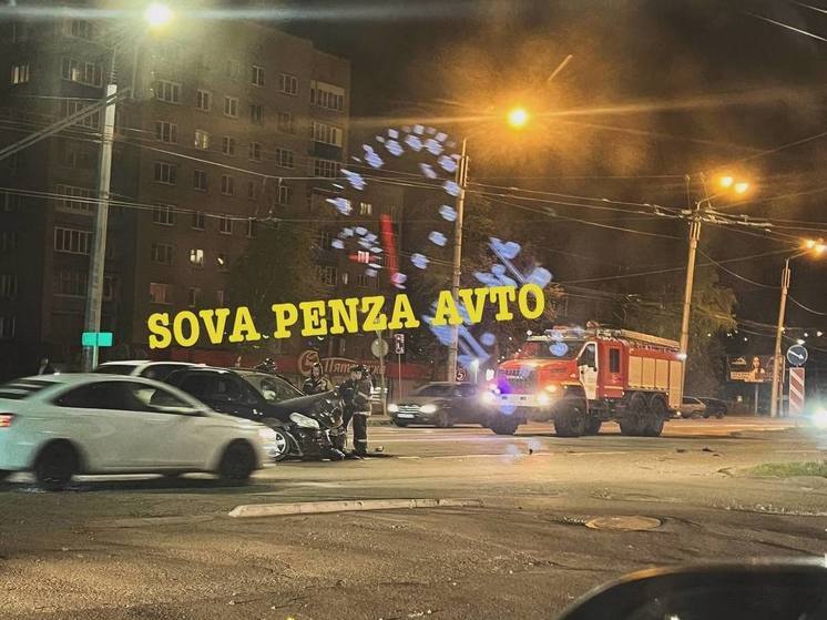 Ночью в Пензе произошло жуткое ДТП на улице Карпинского