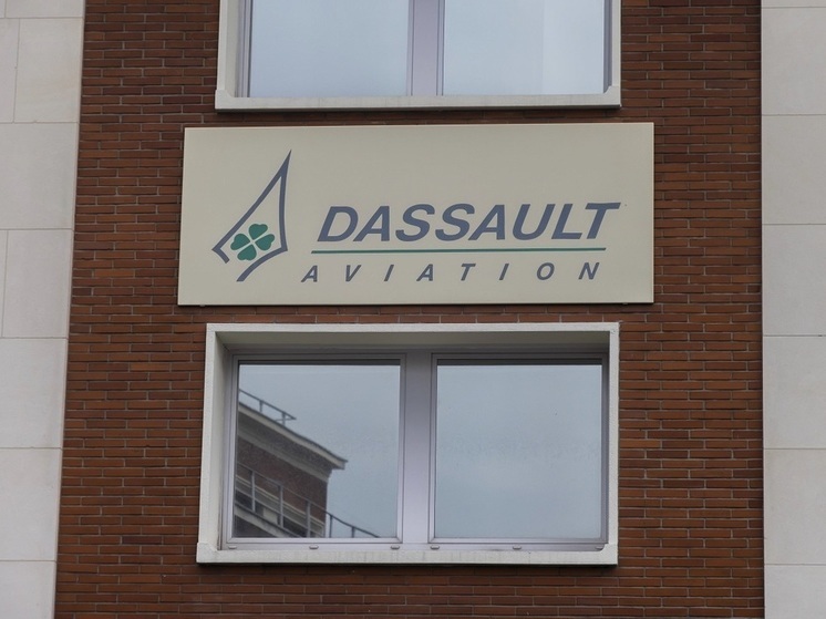 Valeurs actuelles: в Париже у сотрудника Dassault Aviation похитили сумку с секретными данными