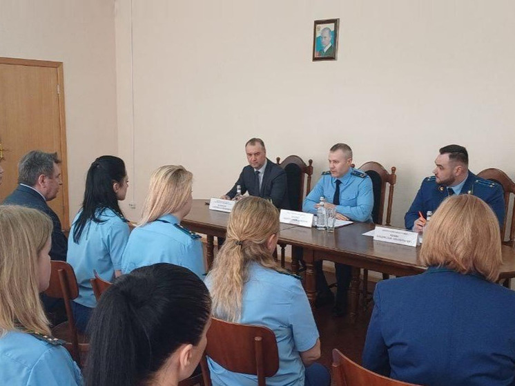 В прокуратуре Родниковского района представили вновь назначенного прокурора
