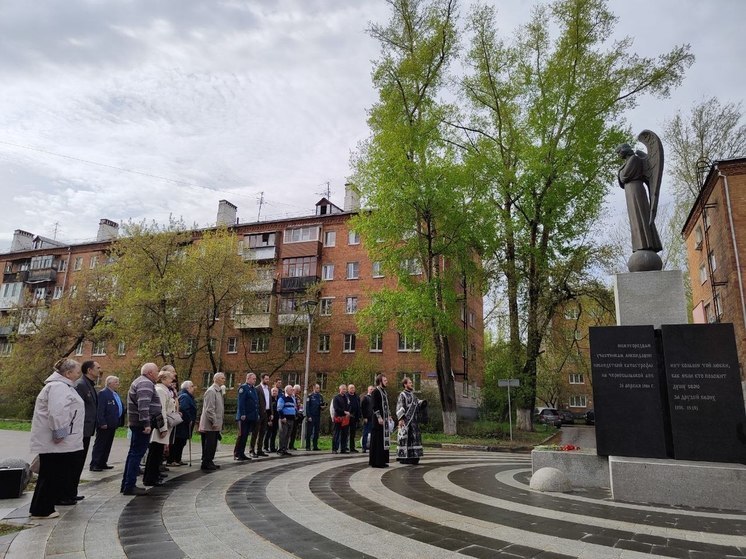 Митинг в память о подвиге ликвидаторов аварии на Чернобыльской АЭС прошел в Нижнем Новгороде