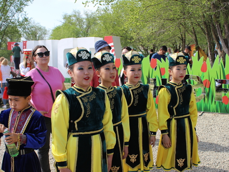 В Калмыкии закрытие Фестиваля тюльпанов намечено на 30 апреля