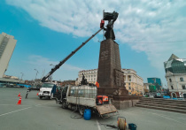 В преддверии майских праздников во Владивостоке начались работы по реставрации 22 памятников