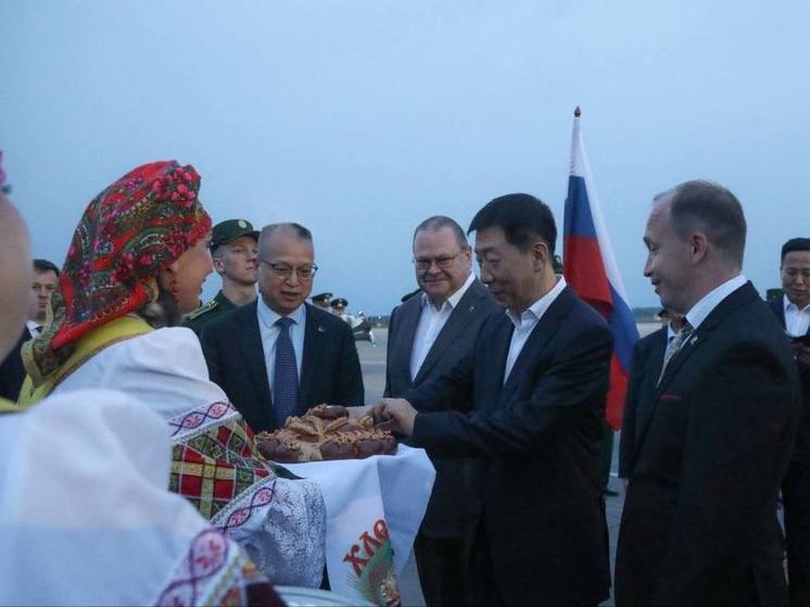 Губернатор Пензенской области встретился с  представителями китайского бизнеса из провинции Шэньси