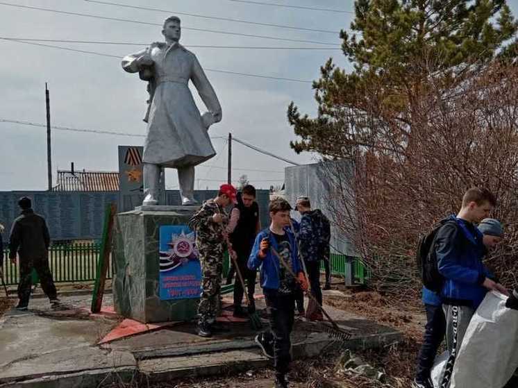В Хакасии привели в порядок памятники защитникам Отечества