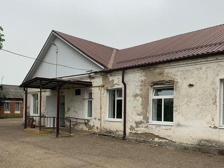 В Кореновском районе проводят капремонт участковой больницы
