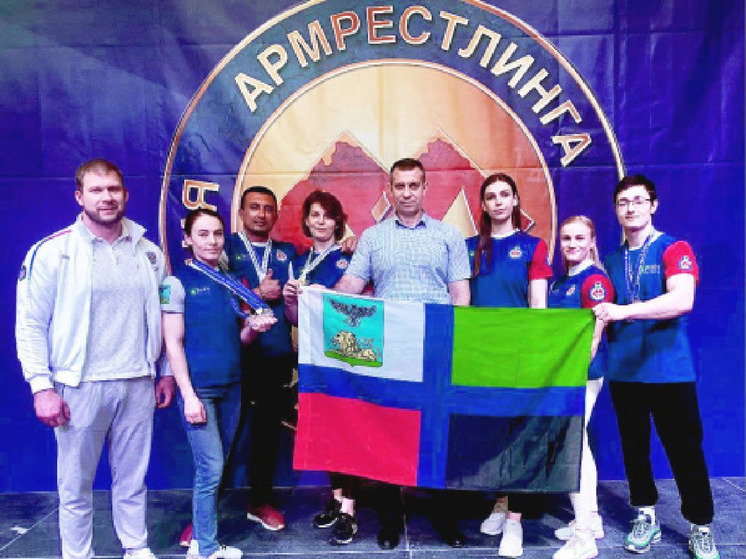 Белгородцы стали призерами на чемпионате России по армрестлингу