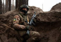 Поставляемое Западом Украине вооружение не поможет ВСУ, если они не смогут решить проблему нехватки живой силы, заявил в эфире радиостанции Sud Radio французский генерал Доминик Тренкан