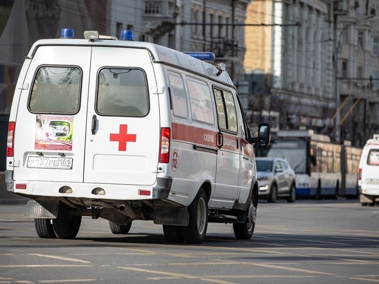 В центре Ростова 11-летняя девочка на велосипеде попала под машину
