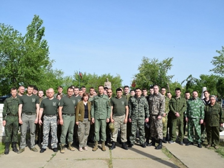 Сотрудники волгоградской прокуратуры в экспедиции нашли останки 30 бойцов