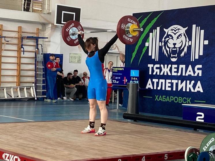 Сахалинские тяжелоатлеты завоевали 8 медалей чемпионата и первенства ДФО