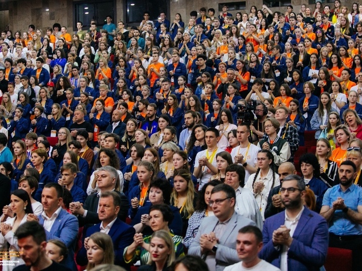 На  открытии Всероссийского фестиваля в Ставрополе споет тысячный  детский хор