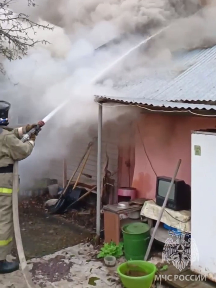 В Фурманове загорелись частный дом и хоздвор из-за неисправности электропроводки