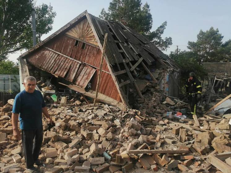 Пензенские спасатели помогают пострадавшим от обстрела в Запорожской области