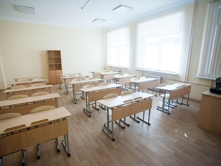 6 школ отремонтировали по партийному проекту в Псковской области